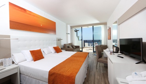 Habitación Triple Elite, vistas al mar (3 Adultos)