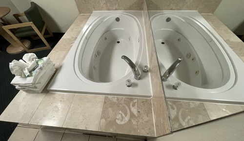 Suite Deluxe, 1 cama de matrimonio grande, bañera de hidromasaje