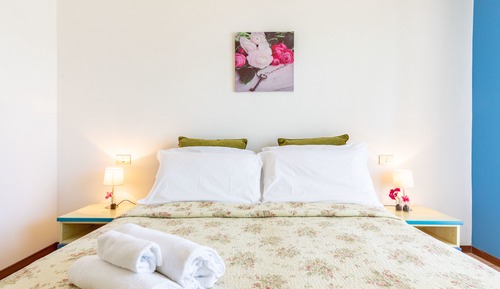 Habitación estándar doble, 1 cama doble, frigorífico y microondas