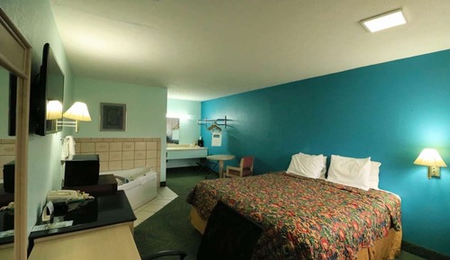 Suite, 1 cama de matrimonio grande, bañera de hidromasaje