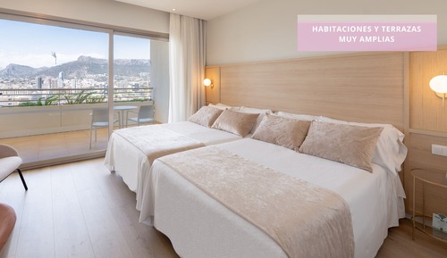 Habitación estándar, balcón (2 Adults and 1 Child)