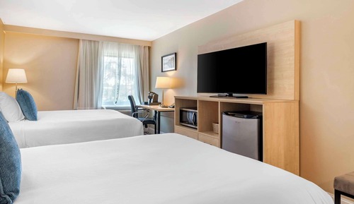 Habitación, 2 camas dobles, accesible para personas con discapacidad, no fumadores (Roll-In Shower)