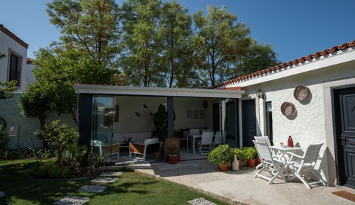 Estudio exclusivo, 1 habitación, no fumadores, vistas al jardín