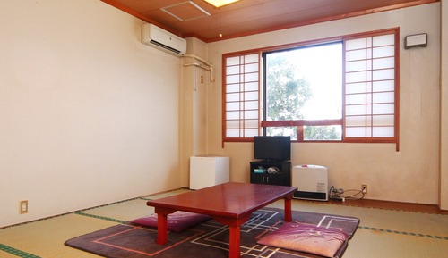 Habitación con 2 camas individuales, baño compartido (Japanese Style Room)