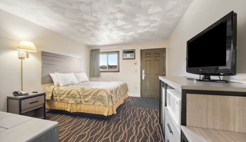 Suite, 1 cama de matrimonio, bañera de hidromasaje