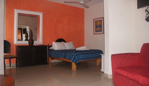 Family Economy Room with Fan