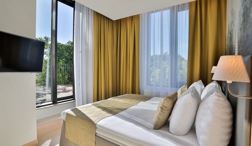 Zen Double or Twin, Spa Bath