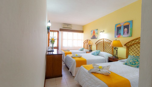 Standard Double Room, 3 Double Beds
