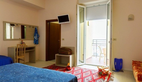 Habitación familiar, vistas al mar