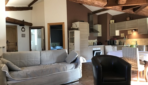 Apartamento superior, baño privado, vistas a la montaña