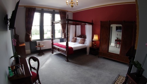 Habitación Deluxe (Four Poster Bed)
