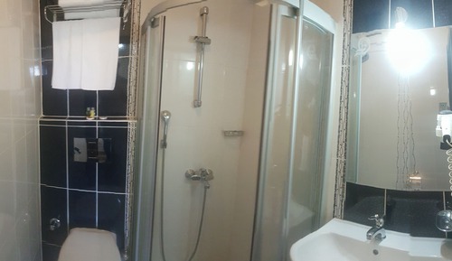 Habitación cuádruple económica
