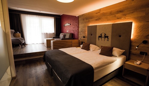 Habitación Confort con 1 cama doble o 2 individuales, 1 habitación, balcón