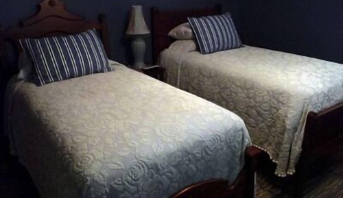 Habitación triple, baño privado (Le Colour Bleu)