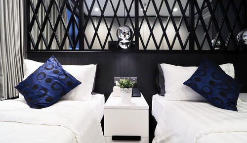 Habitación Deluxe con 2 camas individuales, balcón