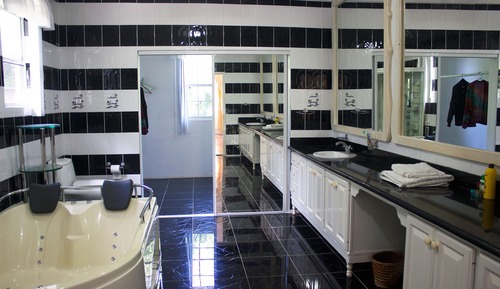 Habitación de lujo doble, 1 cama de matrimonio grande, bañera de hidromasaje, vistas al mar