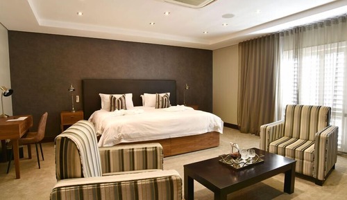 Ático presidencial, 1 habitación