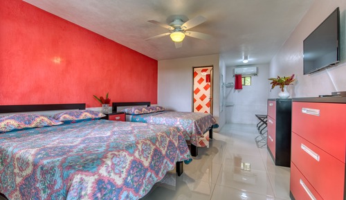 6 RED ROOM Double Room with Two Double Beds