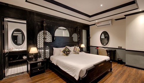 Suite (Double, Living Room, Afternoon tea)