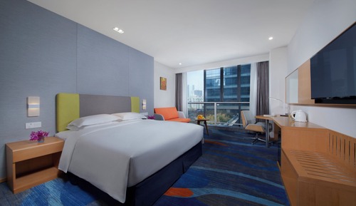 Habitación estándar, 1 cama de matrimonio grande, vistas a la ciudad (High Floor)