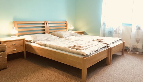 Habitación triple clásica, frigorífico, en la zona del patio