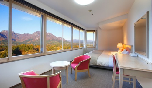 Habitación triple estándar, vistas a la colina