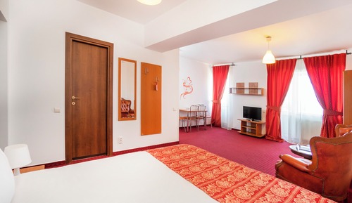 Habitación superior con 1 cama doble o 2 individuales