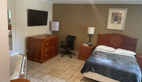 Habitación estándar, 1 cama de matrimonio grande, bañera de hidromasaje