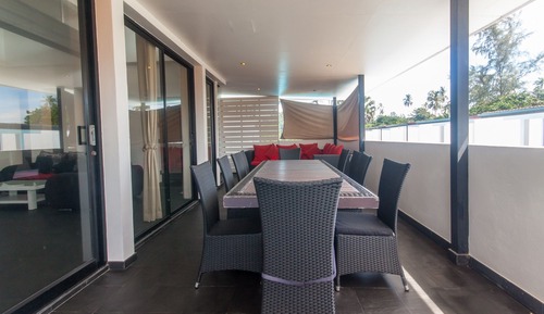 3-Bedroom Penthouse 2 Terrace