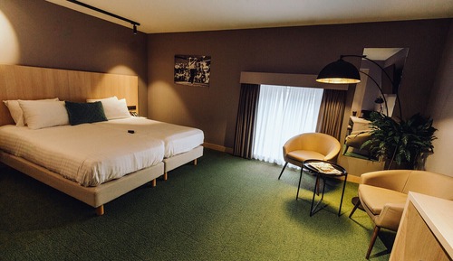 Habitación Confort con 1 cama doble o 2 individuales