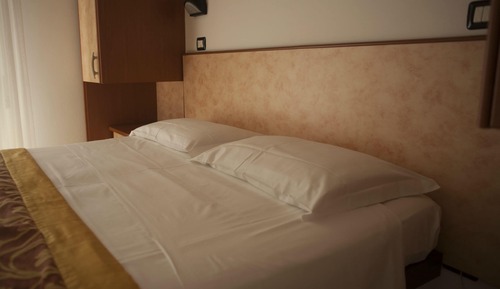 Habitación clásica doble, balcón