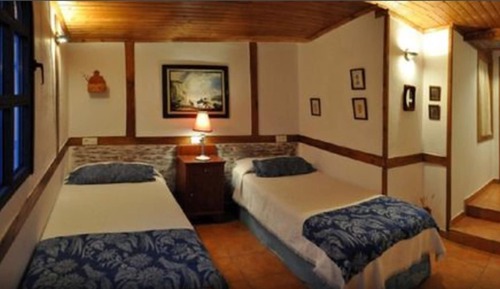 Habitación cuádruple, vistas al río