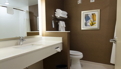 Habitación, 2 camas de matrimonio (Hearing Accessible)