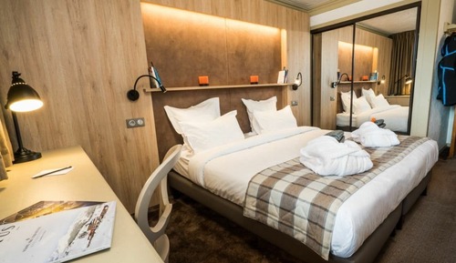 Habitación estándar con 1 cama doble o 2 individuales