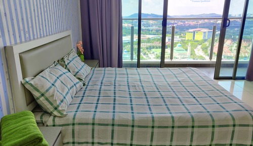 Estudio, no fumadores, vistas a la montaña