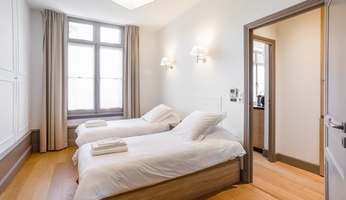 Apartamento, 2 habitaciones, cocina (Sequoia)