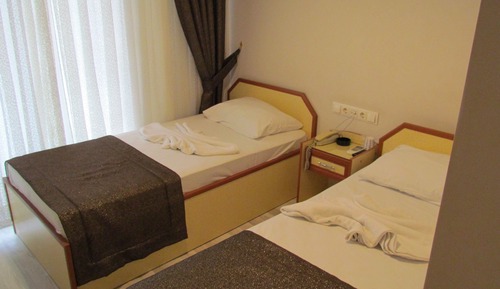 Habitación clásica con 2 camas individuales, 2 habitaciones, vistas a la ciudad