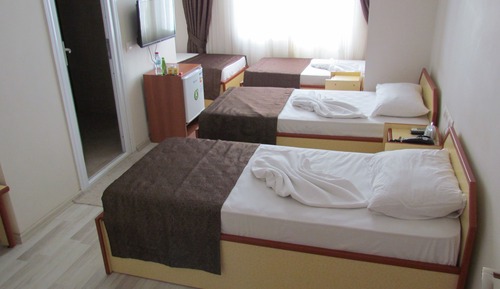 Habitación cuádruple clásica, 4 habitaciones, fumadores, vistas a la ciudad