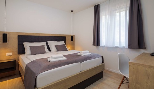 Double Room, Mountain View