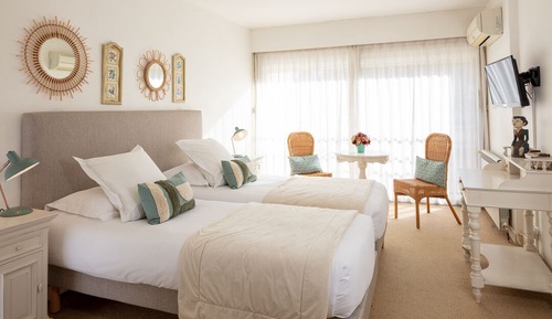 Habitación con 1 cama doble o 2 individuales, accesible para personas con discapacidad (PMR)