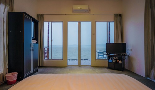 Cabin Villa (outside of deBintan Villa)