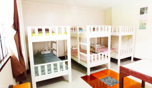 Dormitorio compartido (For 10)