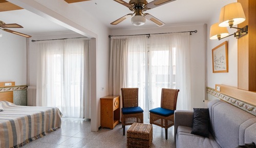 Habitación cuádruple familiar, varias camas, no fumadores