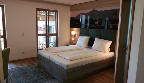 Habitación con 1 cama doble o 2 individuales, terraza