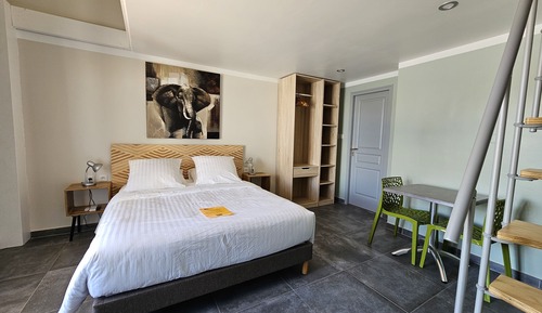 Appartement Duplex Familial, vue piscine (africa)