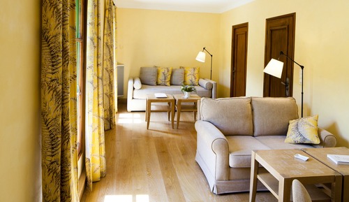 Habitación Grand con 1 cama doble o 2 individuales