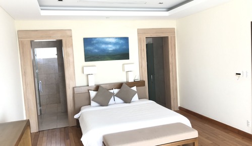 Villa familiar, 4 habitaciones, vistas al jardín