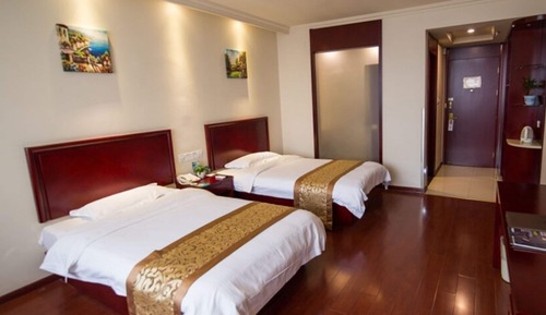 Habitación estándar con 2 camas individuales