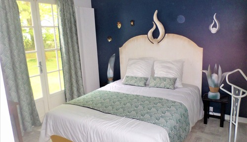 Habitación Confort doble, baño privado (Arlequin)