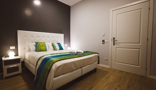 Habitación estándar doble, baño privado, vistas al jardín (Gray Room	)